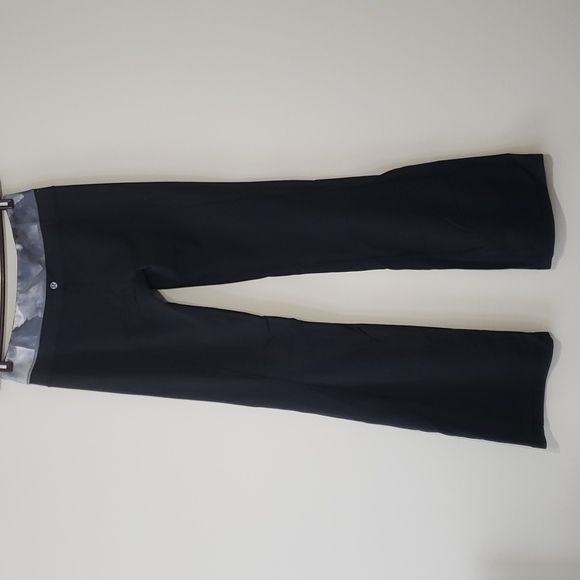Lululemon Leggings - Picture 4 of 9